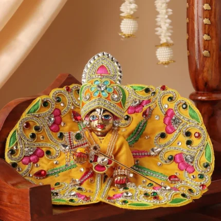 Laddu Gopal posak